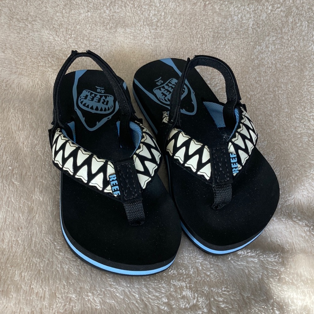 Reef sandals